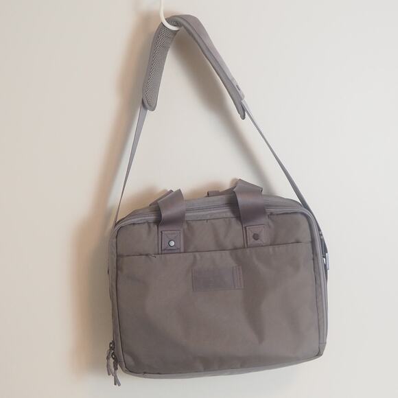 Dagne Dover Berlin Travel Brief Case in Ash 16" Laptop Bag Messenger Like New - Picture 6 of 16